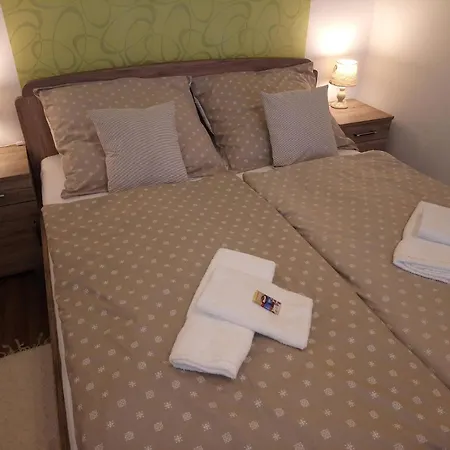 Dolina Apartment Eger